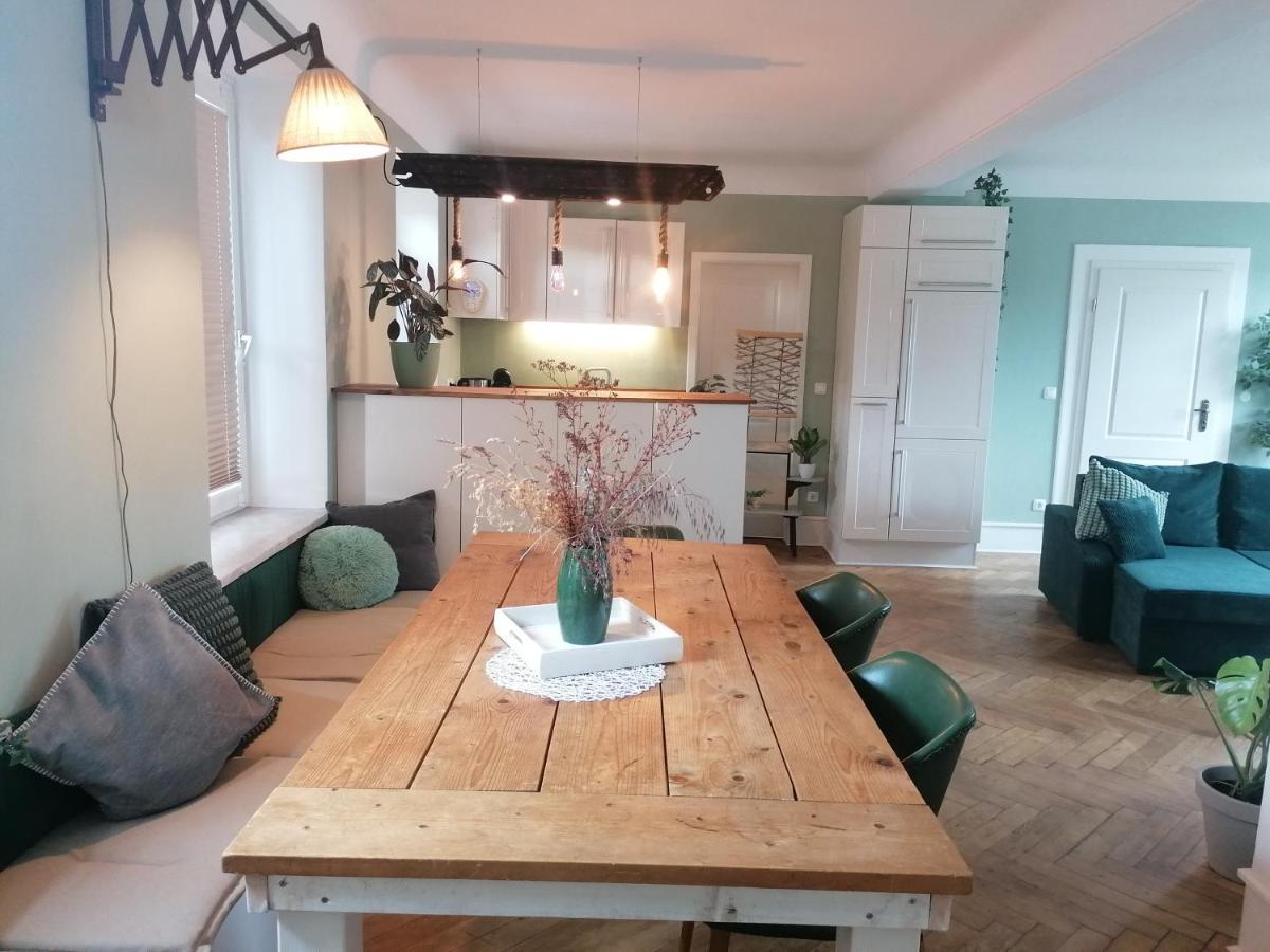 Voll Ausgestattete Wohnung Mit Moselblick アルフ エクステリア 写真
